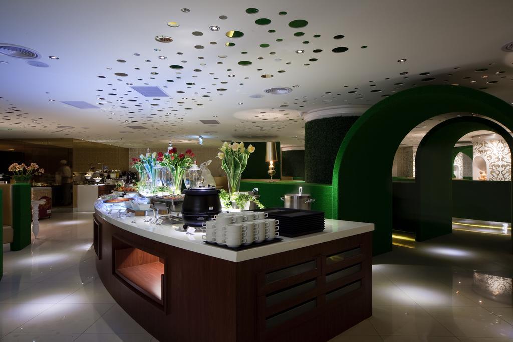 Wego Funtel - Dazhi Branch Motel Taipei Bagian luar foto